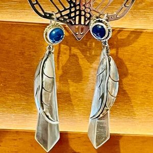 Sterling silver feather and pendant w/ lapis lazuli stone dangling earrings